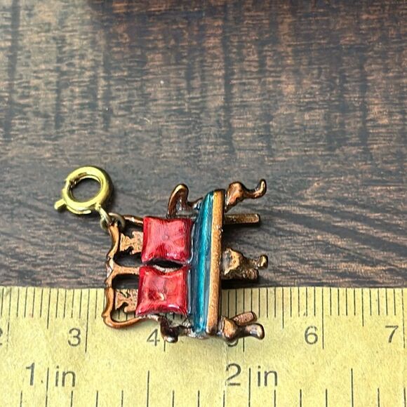 JOAN RIVERS Detachable Charm/Petite Pendant - Picture 3 of 4